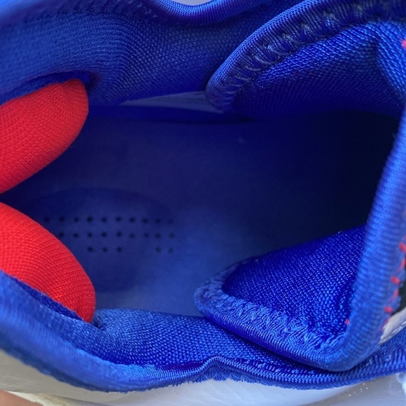 SALE!! 🎁 NIKE LEBRON 19 Low basketball Men 10 - Picture 10 of 16